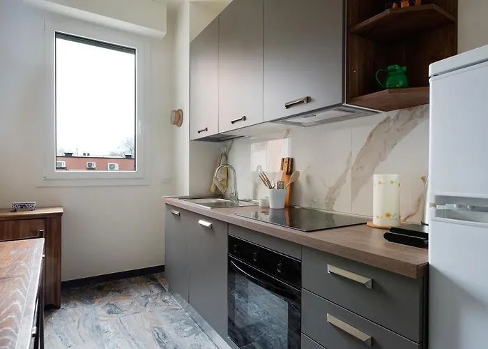 Guesthost - Dergano Comfy - 250 M Far From M3 Apartamento