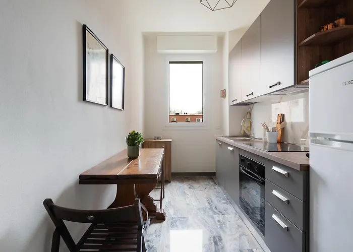 Apartamento Guesthost - Dergano Comfy - 250 M Far From M3